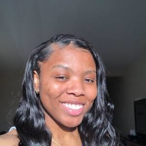 Meet your Posher, Kaila